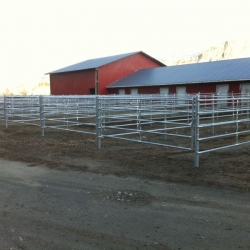 continuous-horse-fence okanagan