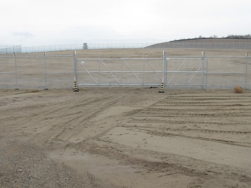 20 ft wide chainlink cantilever gate