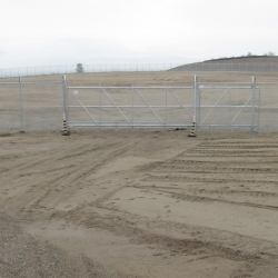 20 ft wide chainlink cantilever gate